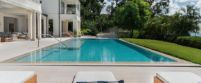 Spacious and bright 5 Br Villa